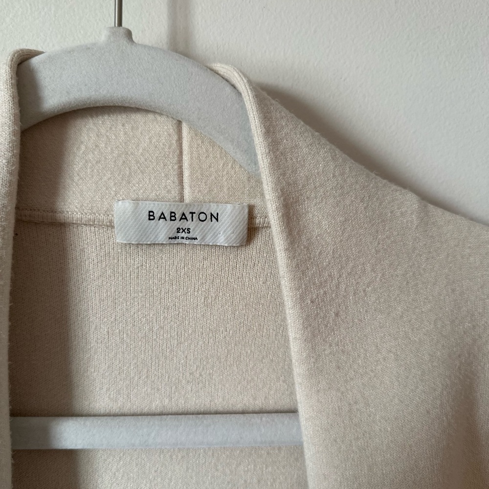 Babaton by Aritzia Ty Cardigan Belted Duster in Cream / Light Birch Size XXS - Picture 10 of 15